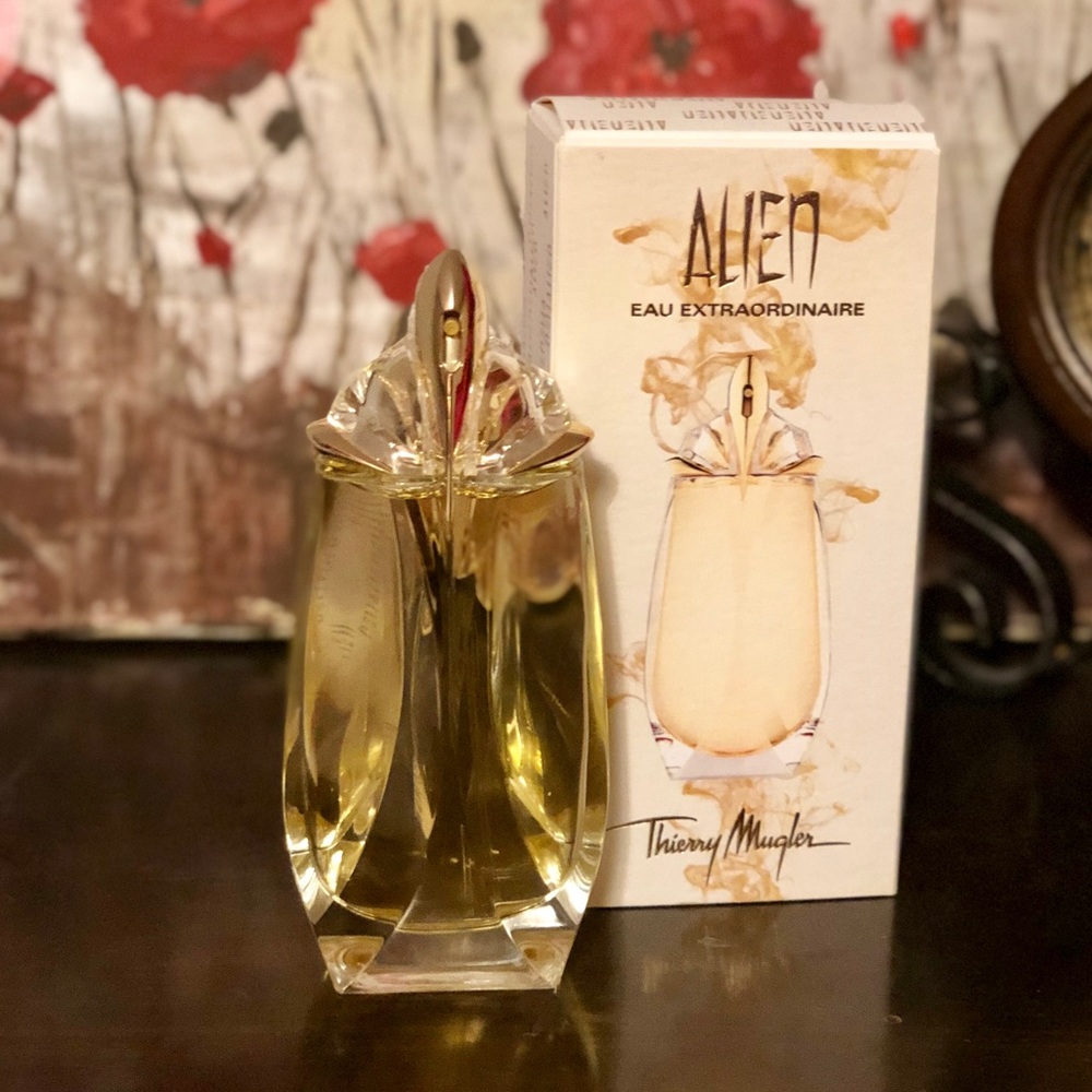 Thierry Mugler Alien Extraordinaire 3 Oz/90 mL